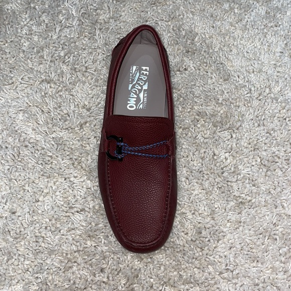 Salvatore Ferragamo Driver with Gancini Ornament. Worn once. Color: Burgundy. - Picture 2 of 8